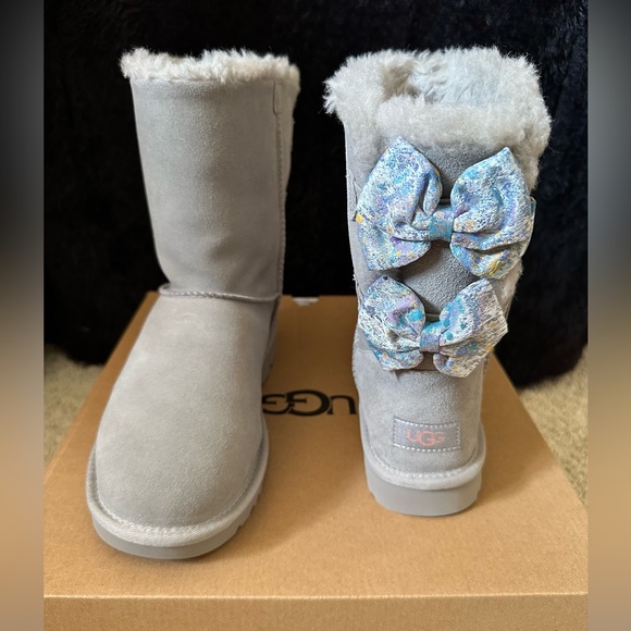 UGG Shoes - Sold- Ugg Bailey Bow